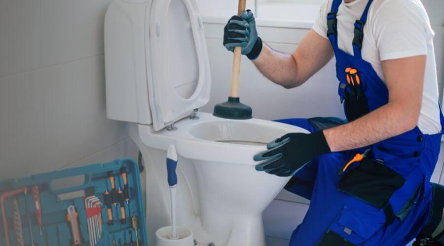 Expert burst pipe repair services in Rensselaer, NY